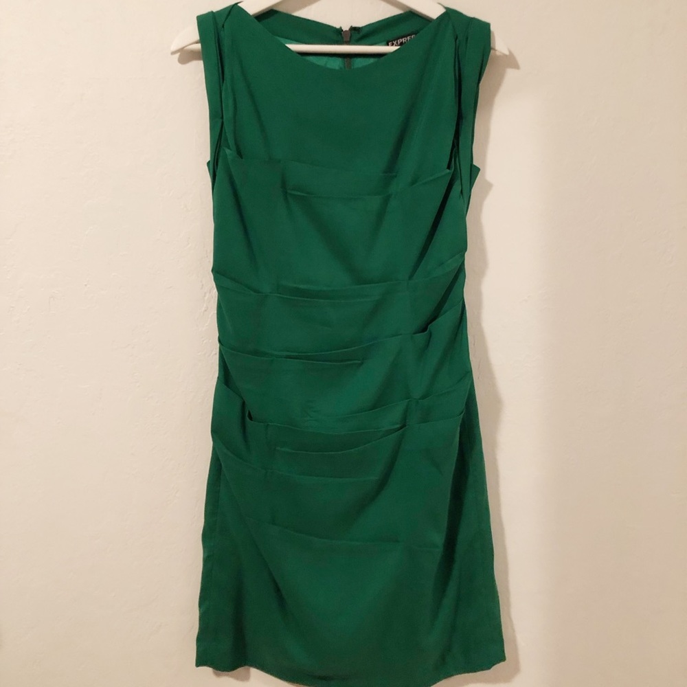 Midi short cocktail green dress Express
